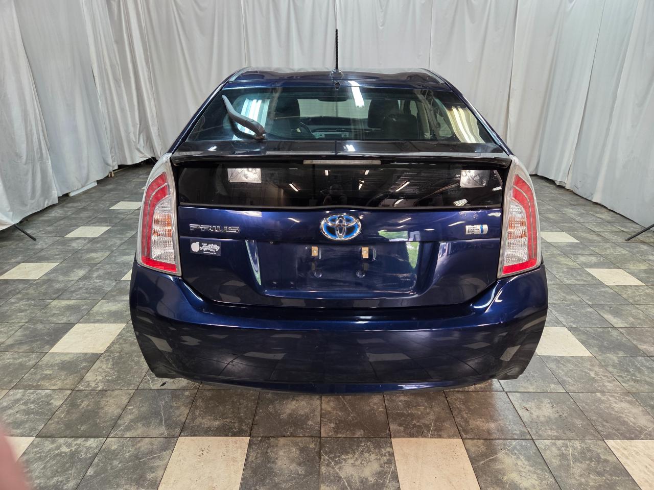 Toyota Prius Five 2015
