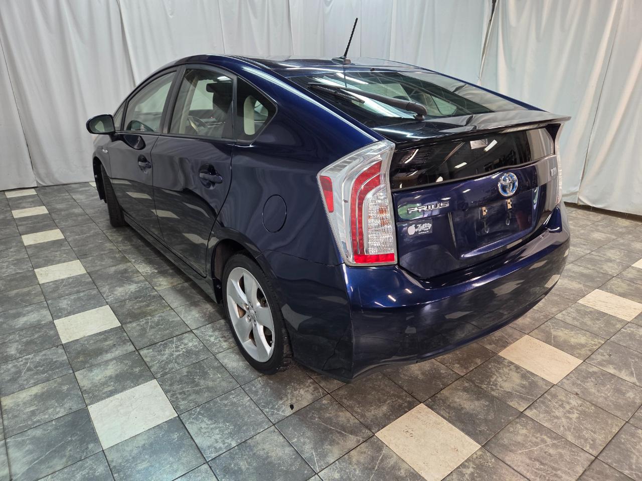 Toyota Prius Five 2015