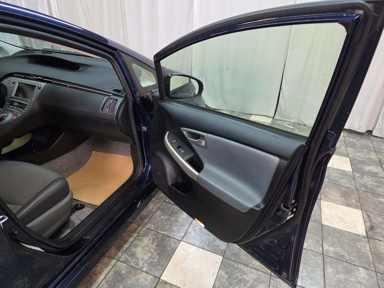 Toyota Prius Five 2015
