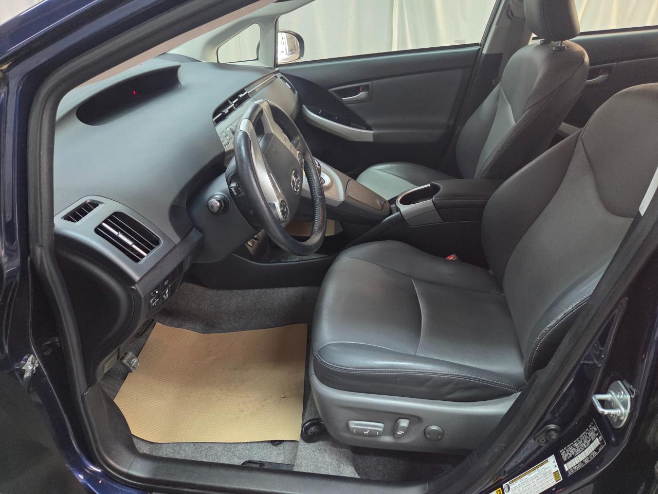 Toyota Prius Five 2015