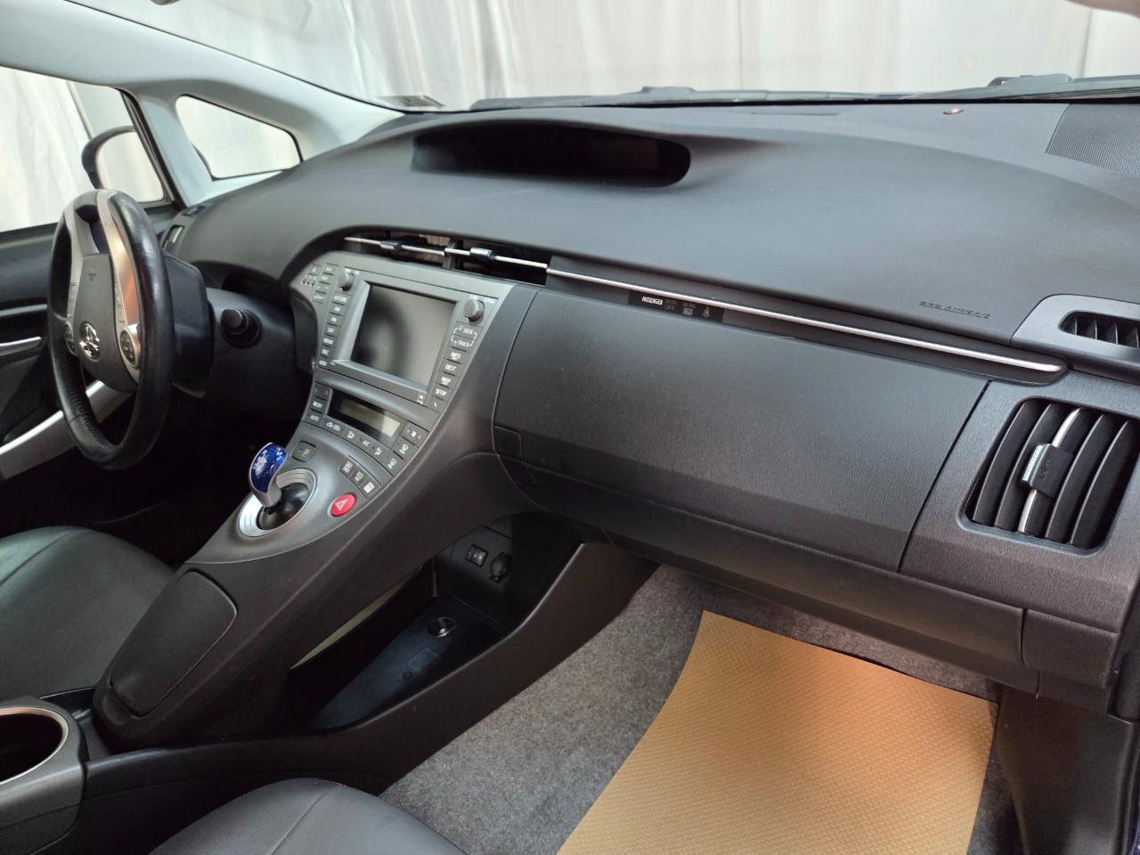 Toyota Prius Five 2015
