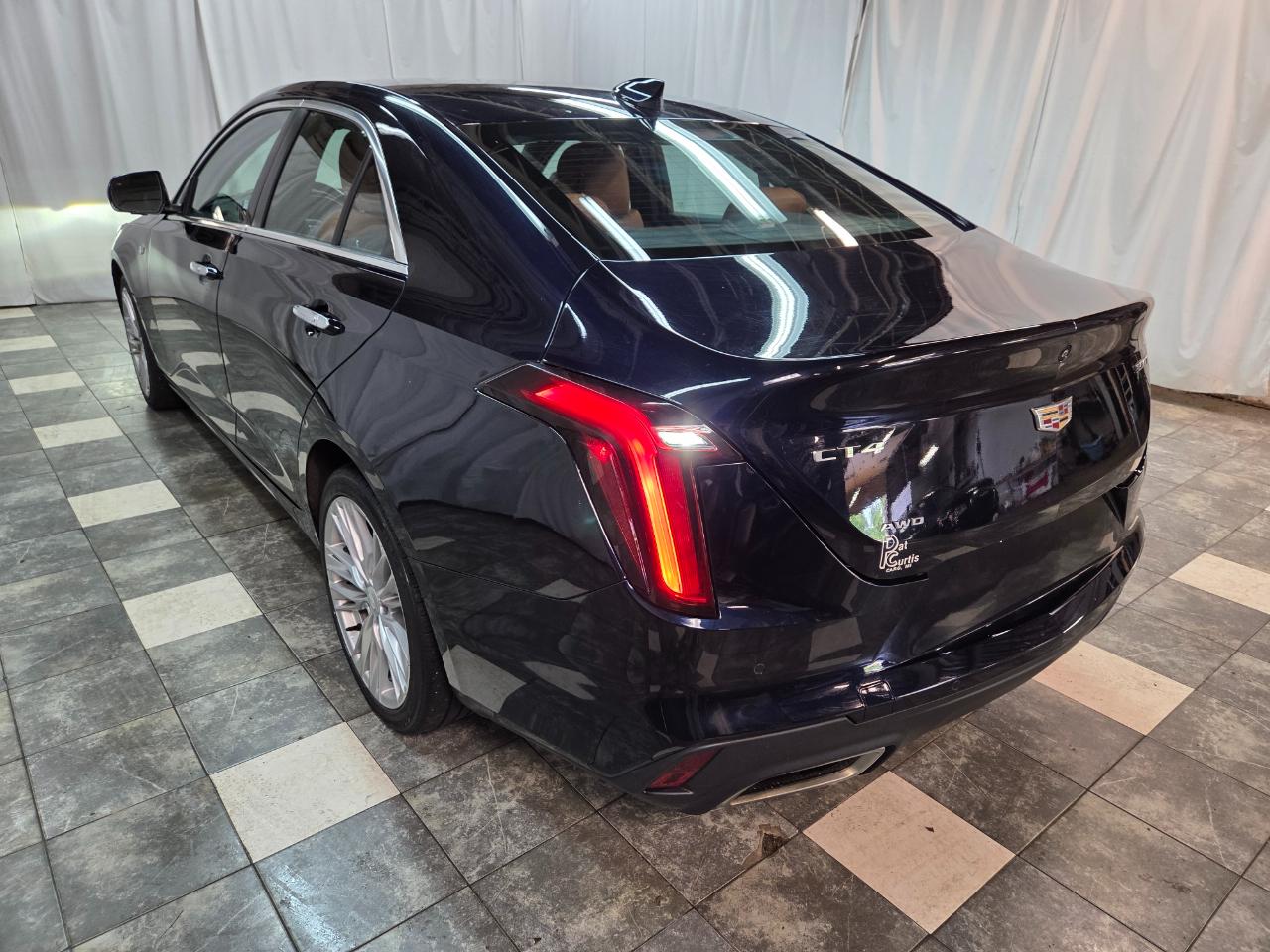 Cadillac CT4 Premium Luxury 2021