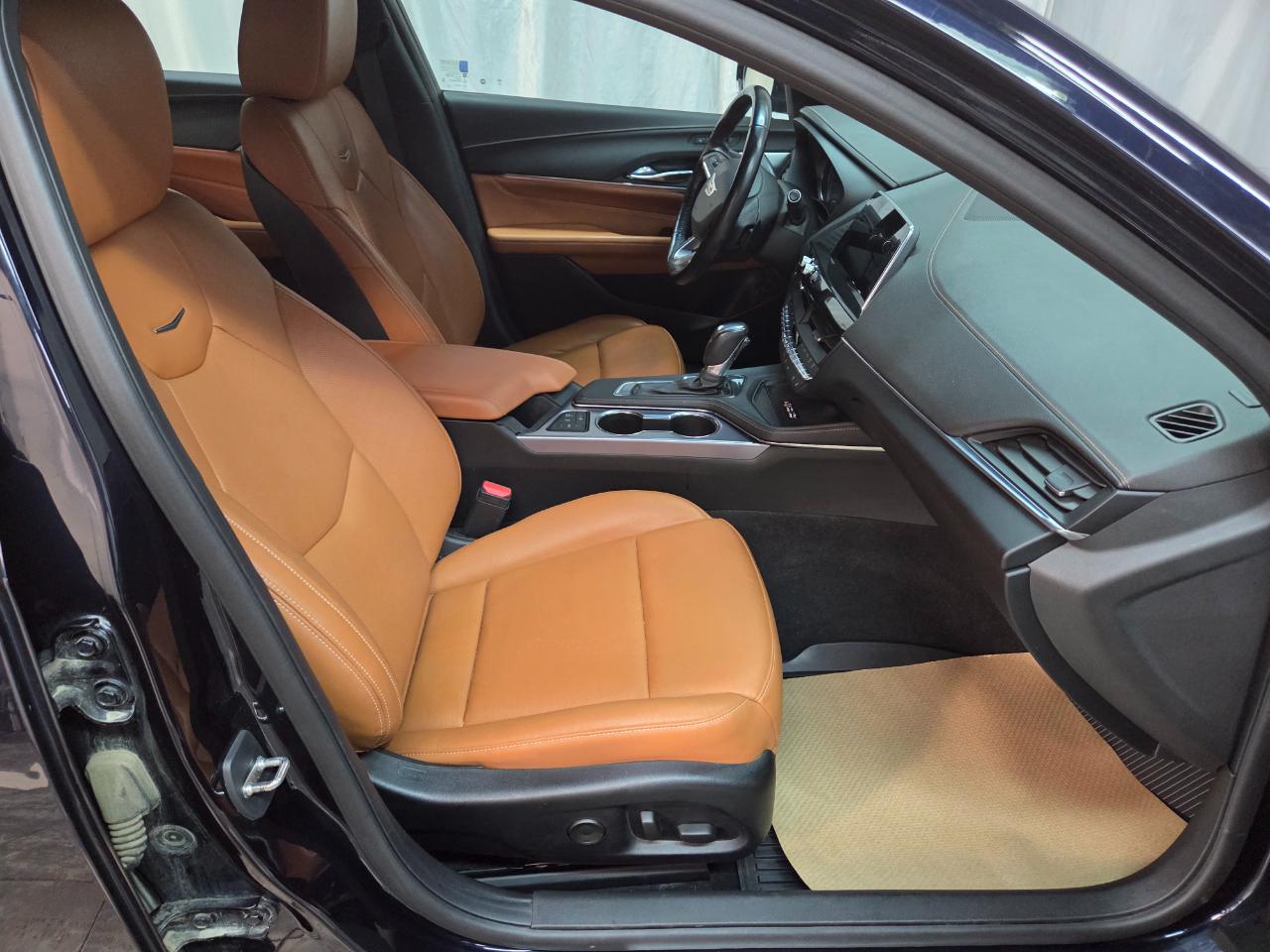 Cadillac CT4 Premium Luxury 2021