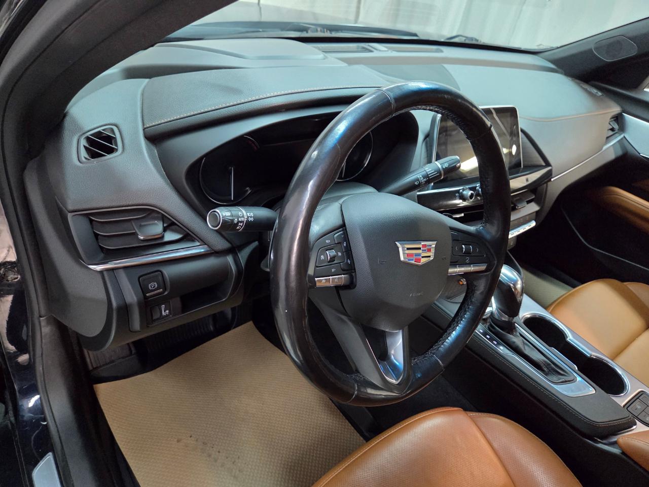 Cadillac CT4 Premium Luxury 2021