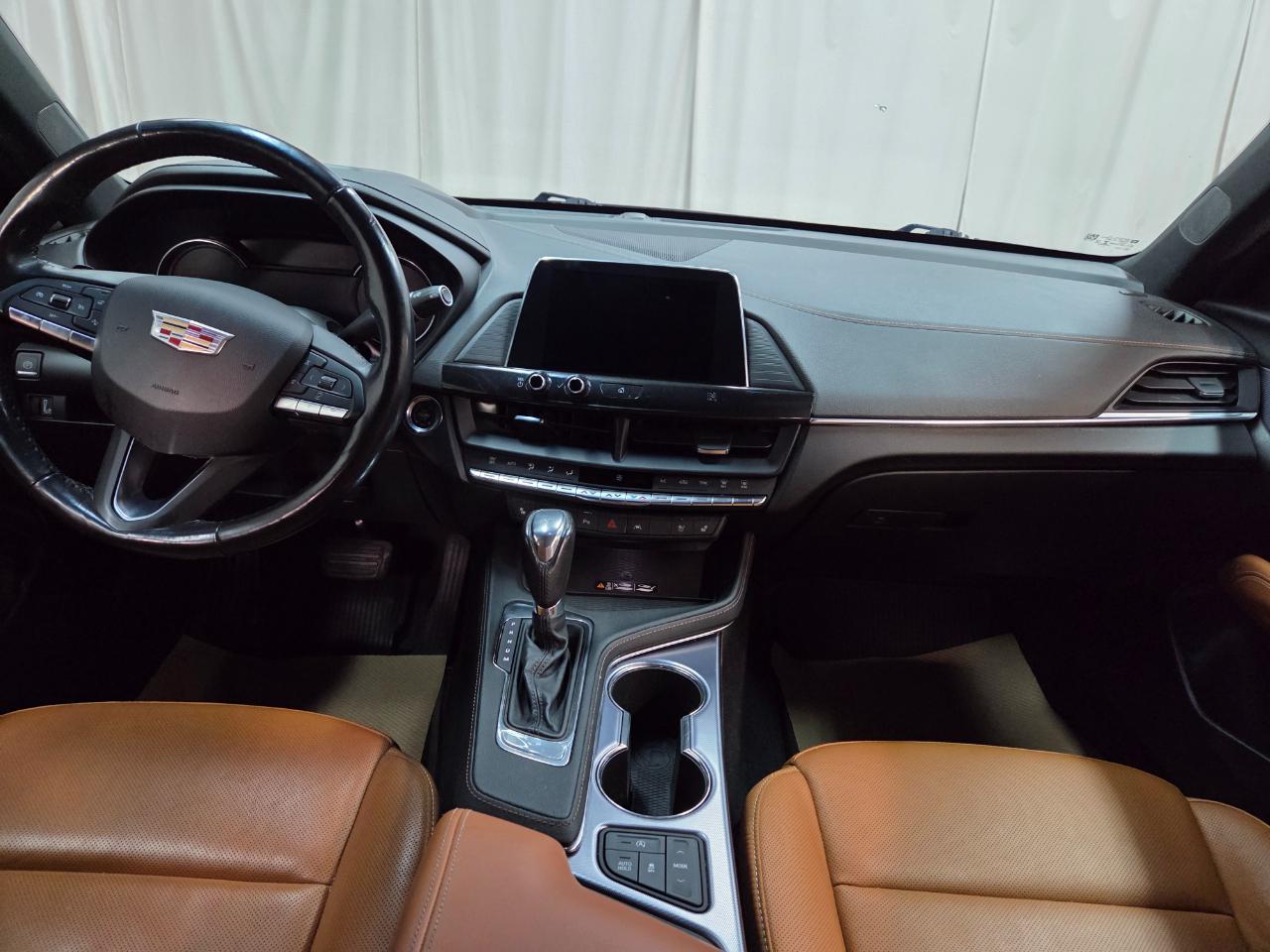 Cadillac CT4 Premium Luxury 2021
