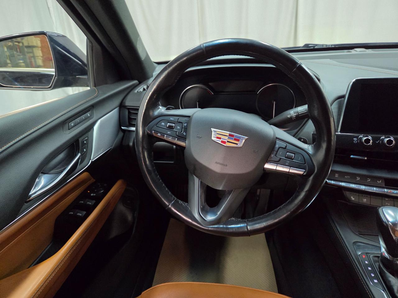 Cadillac CT4 Premium Luxury 2021