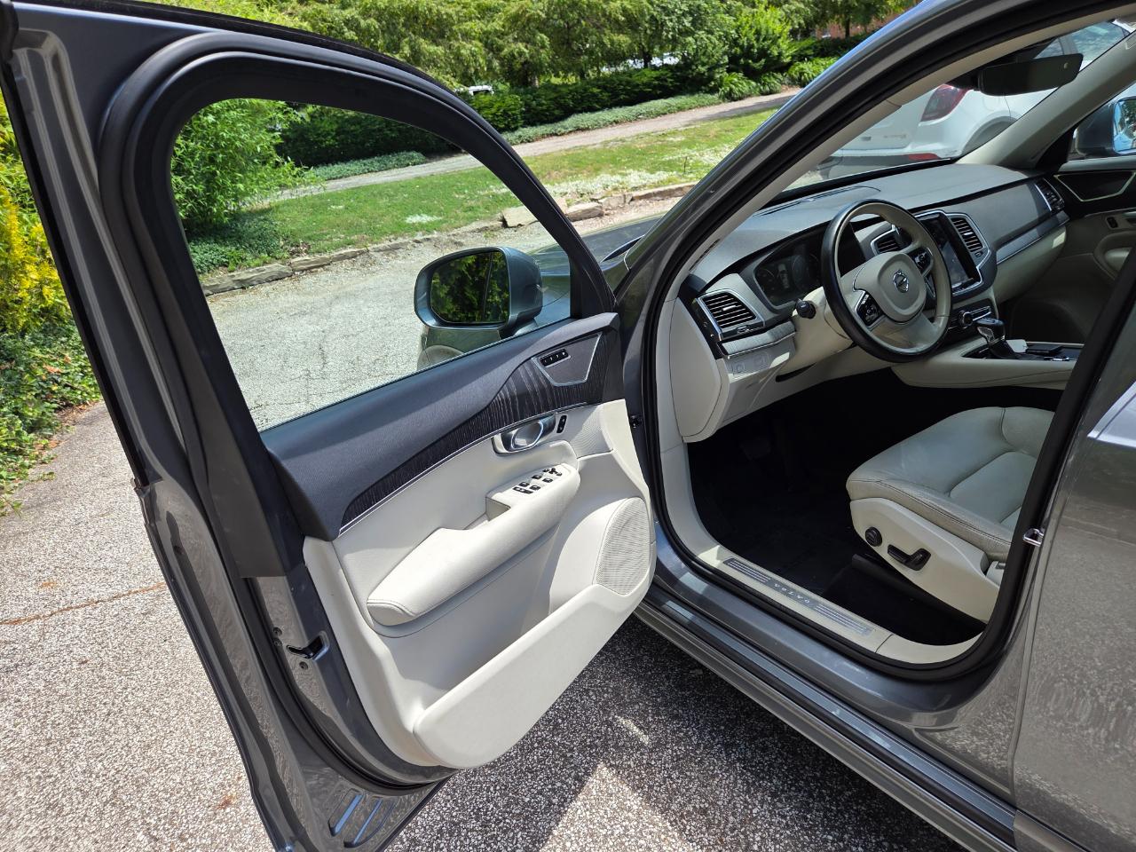 Volvo XC90 T5 Momentum 2020