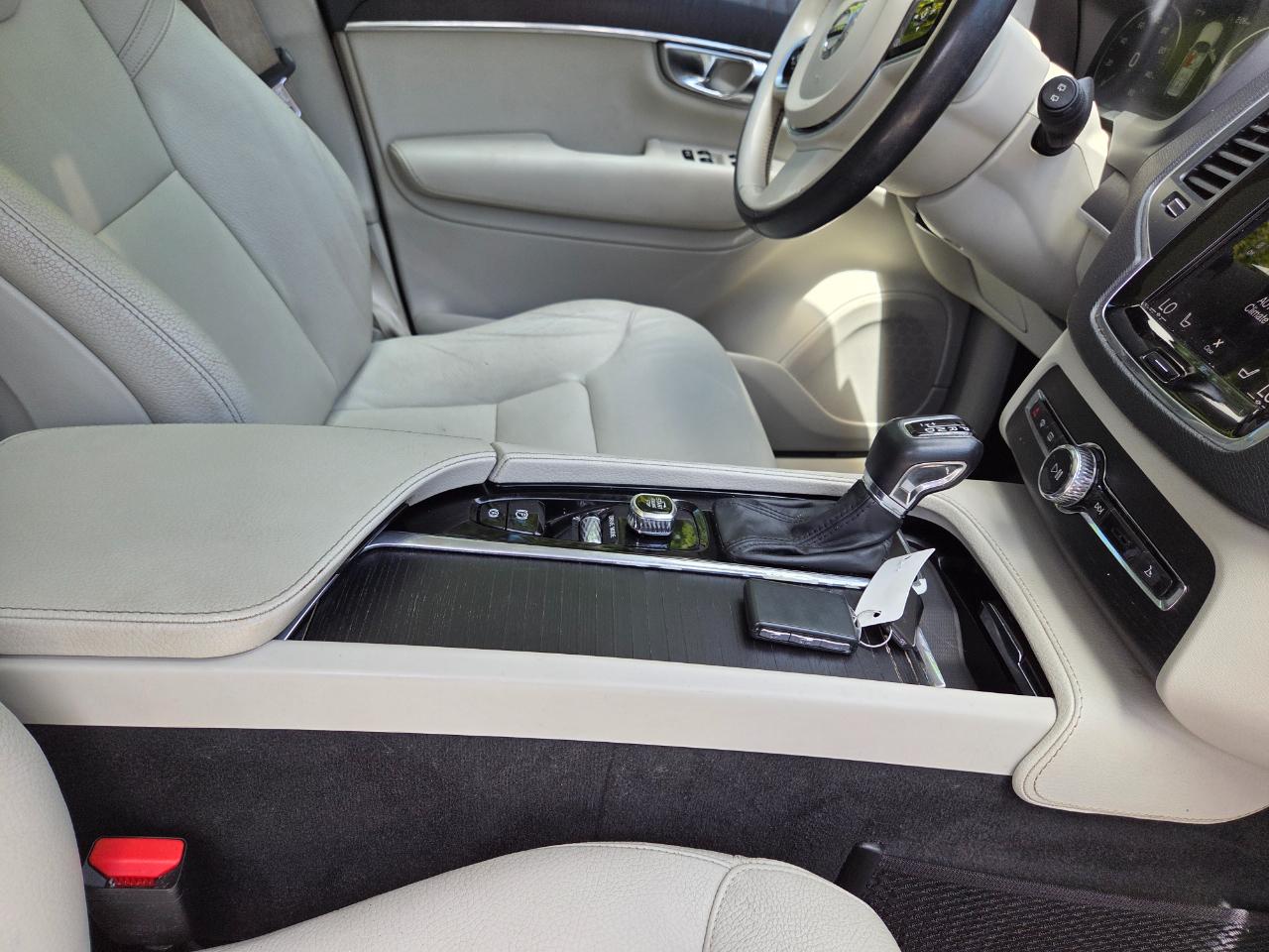 Volvo XC90 T5 Momentum 2020