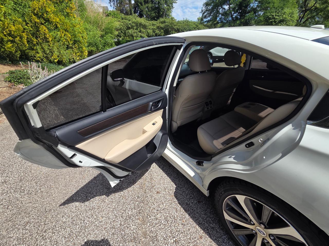 Subaru Legacy 2.5i Limited 2015