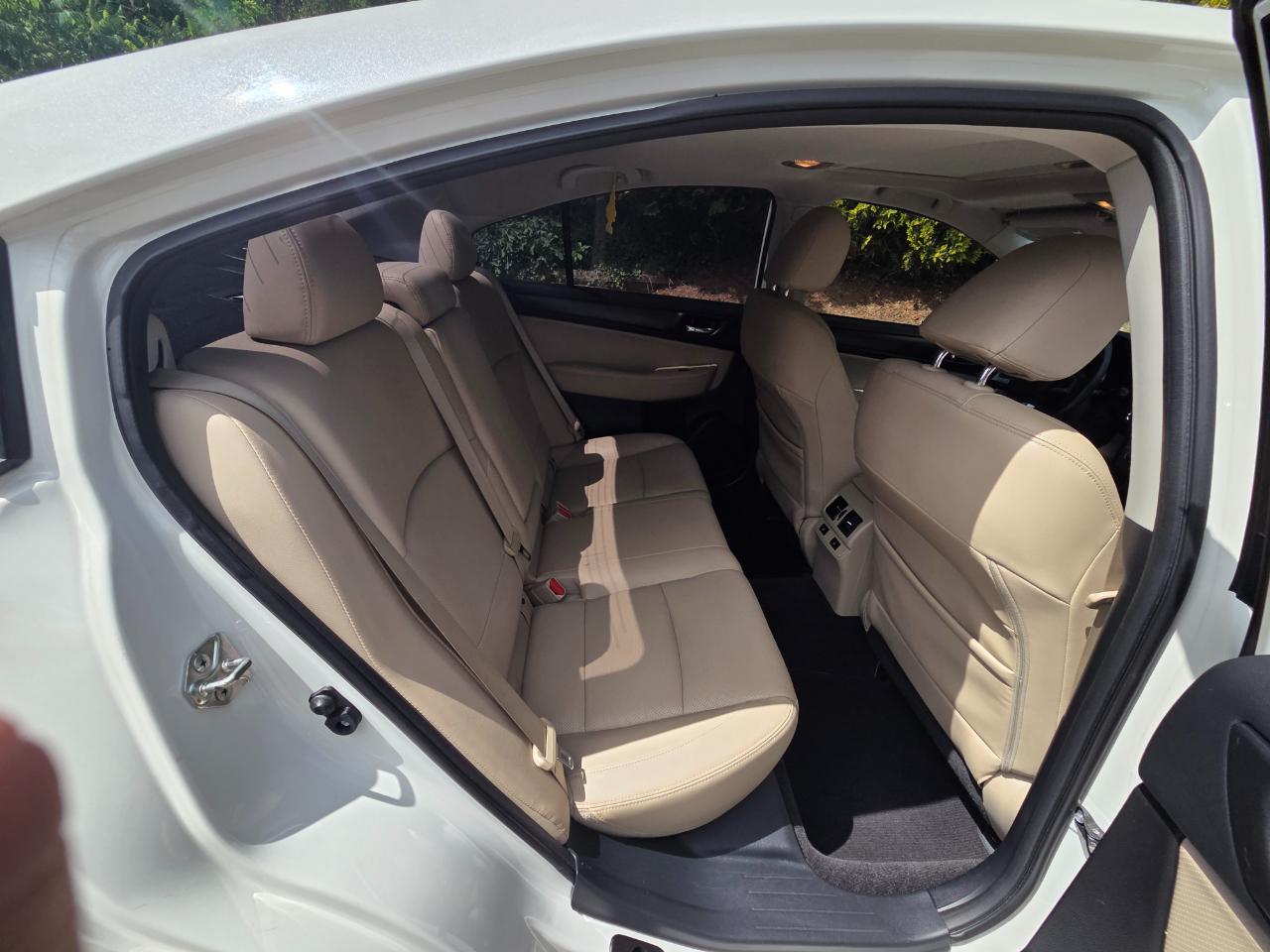 Subaru Legacy 2.5i Limited 2015