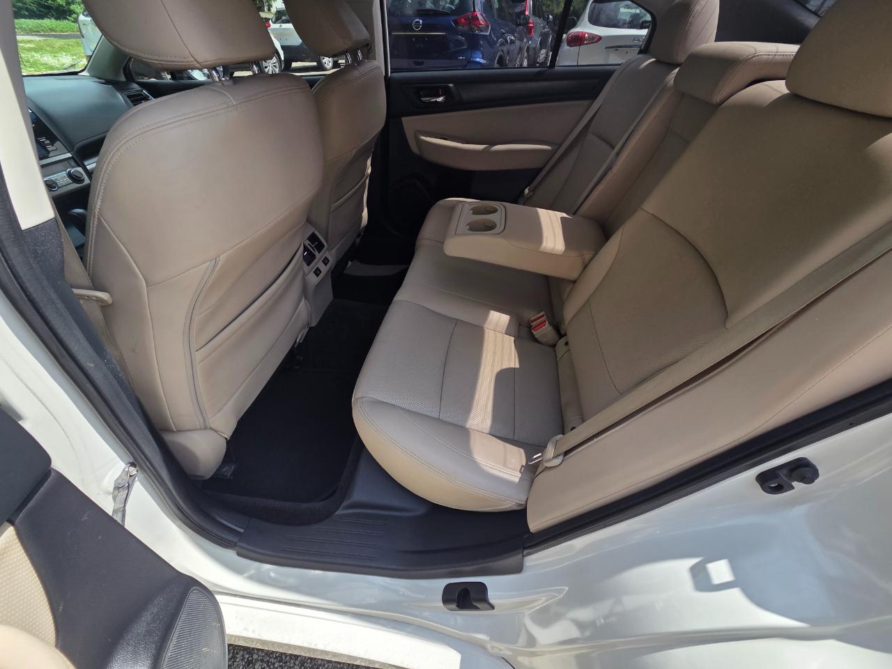 Subaru Legacy 2.5i Limited 2015