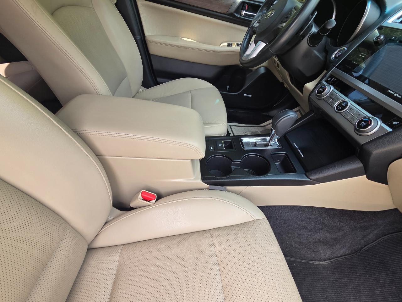 Subaru Legacy 2.5i Limited 2015