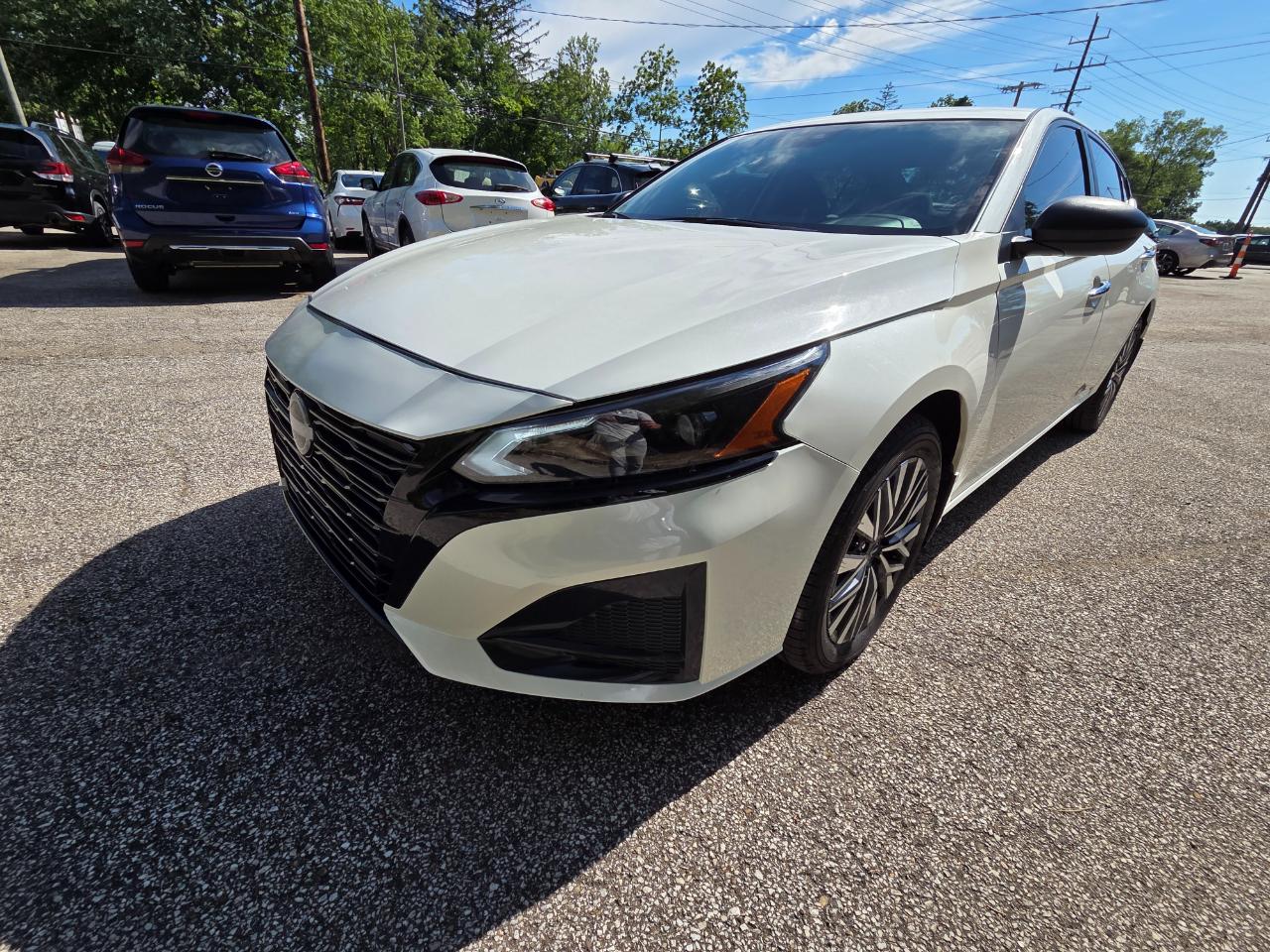 Nissan Altima 2.5 SV AWD 2024