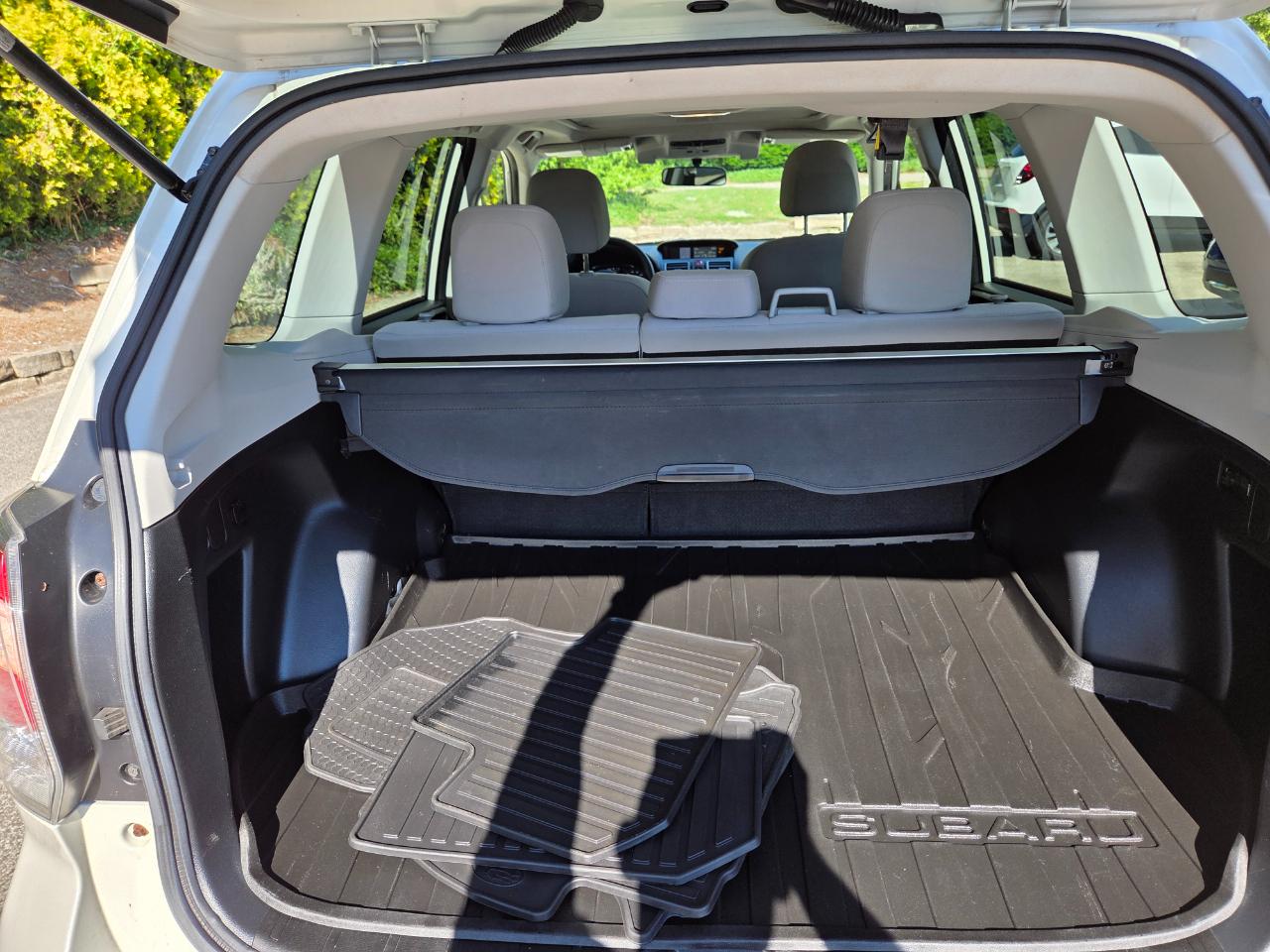 Subaru Forester 2.5i Premium PZEV CVT 2017