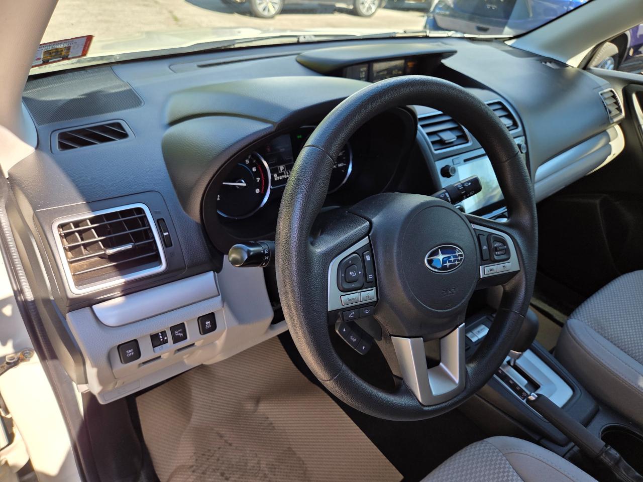 Subaru Forester 2.5i Premium PZEV CVT 2017
