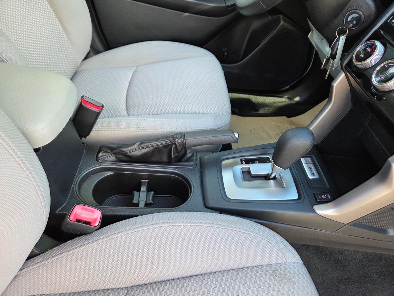 Subaru Forester 2.5i Premium PZEV CVT 2017