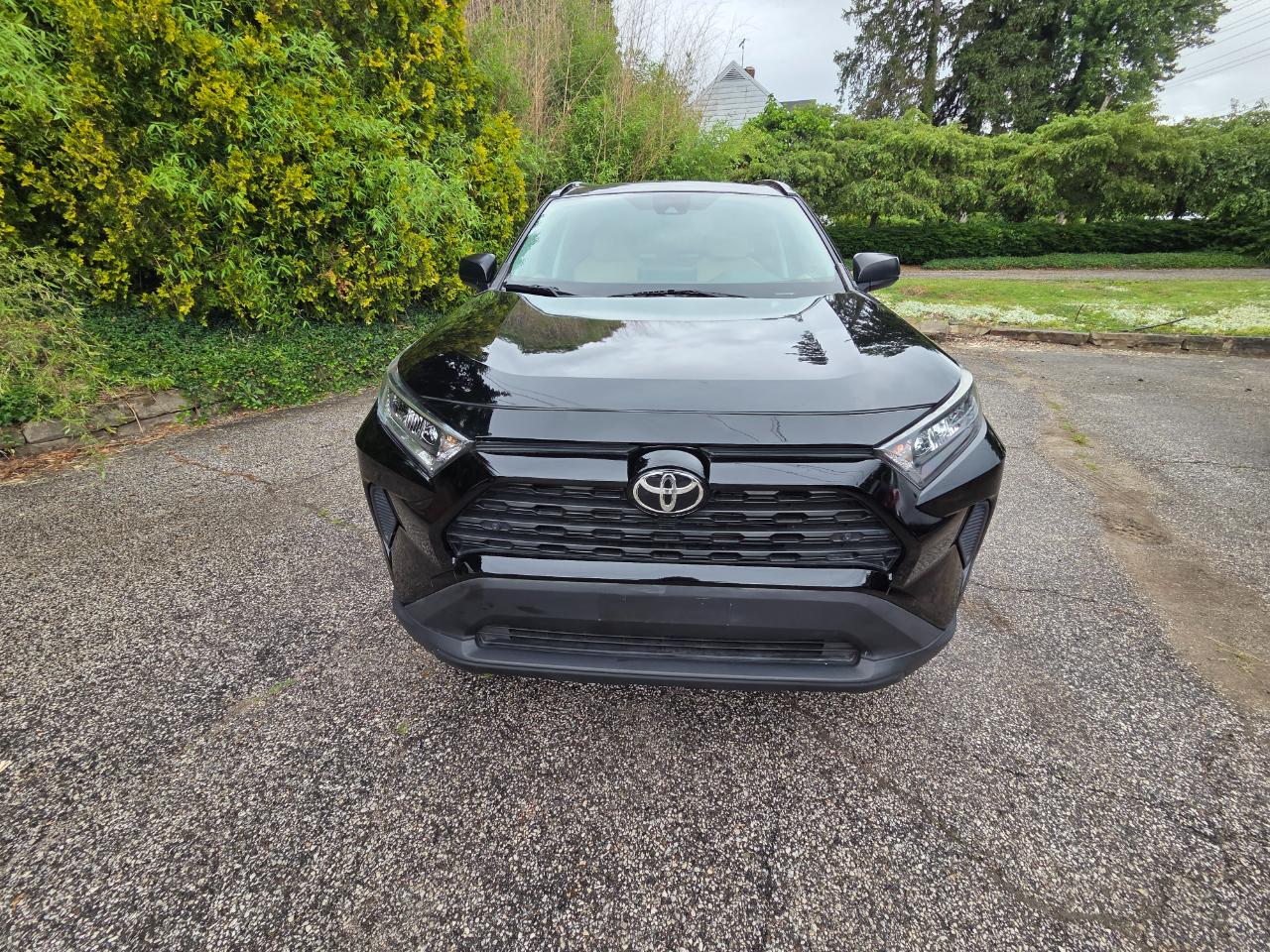 Toyota RAV4 LE AWD 2020