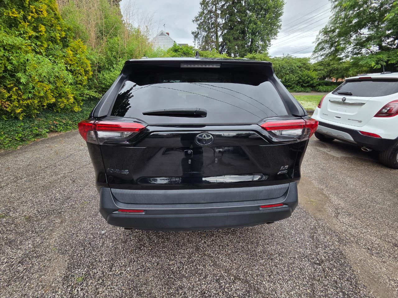Toyota RAV4 LE AWD 2020