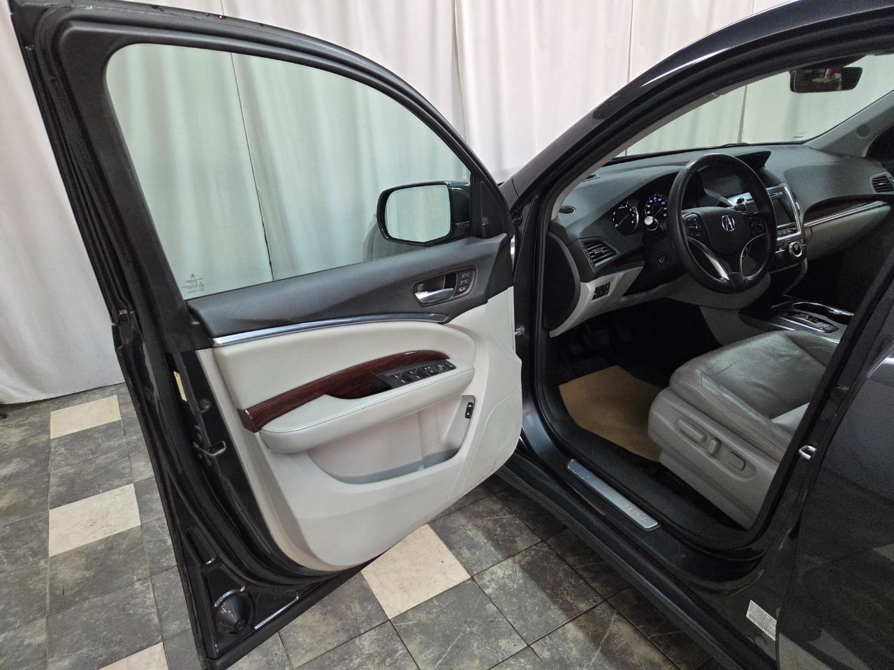 Acura MDX 9-Spd AT SH-AWD w/Advance and Entertainment 2016