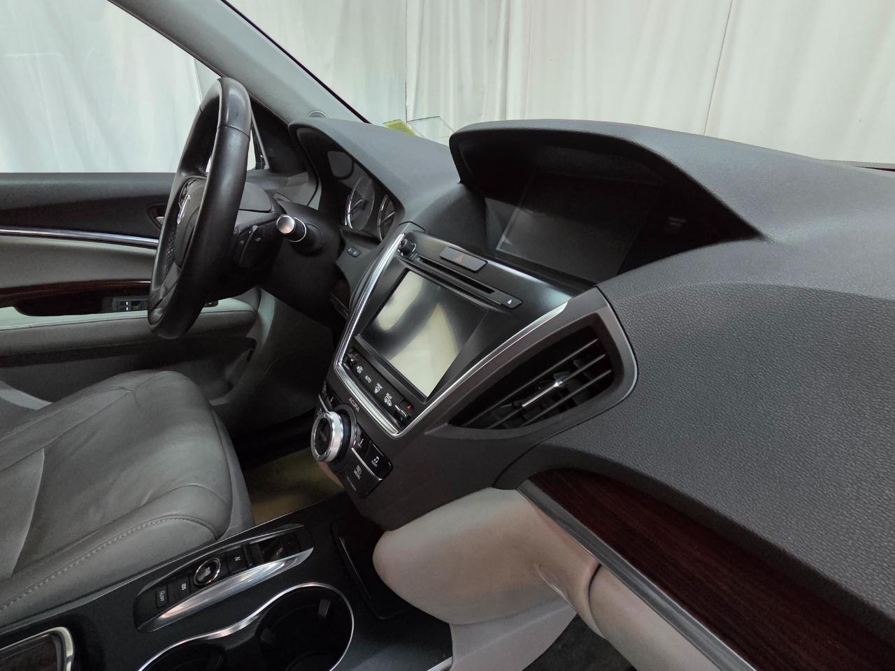Acura MDX 9-Spd AT SH-AWD w/Advance and Entertainment 2016