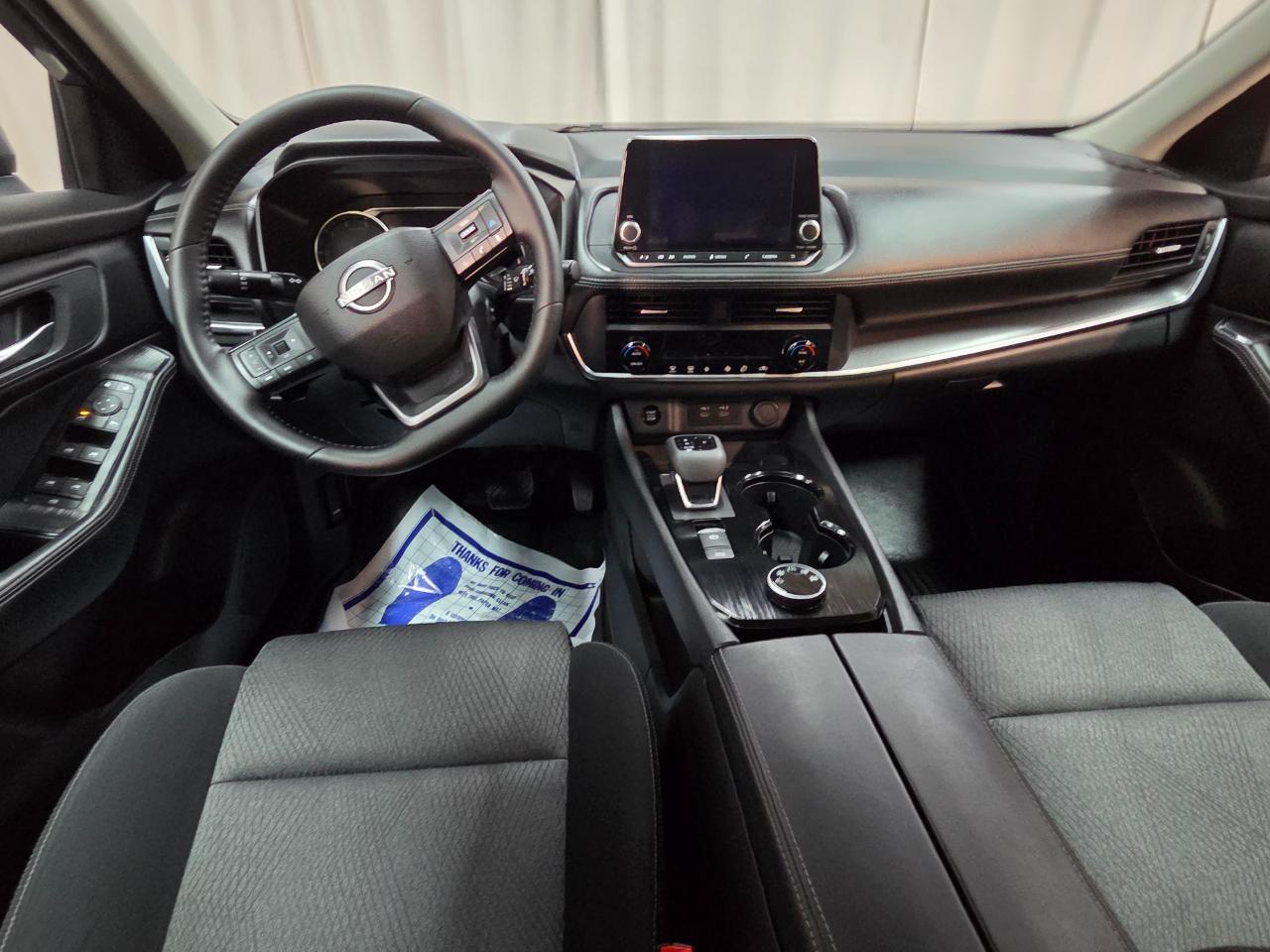 Nissan Rogue SV AWD 2025