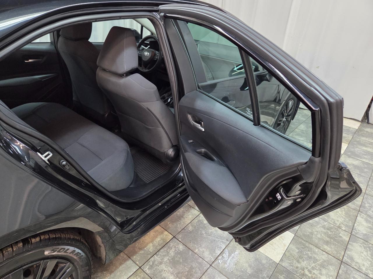 Toyota Corolla LE 2020