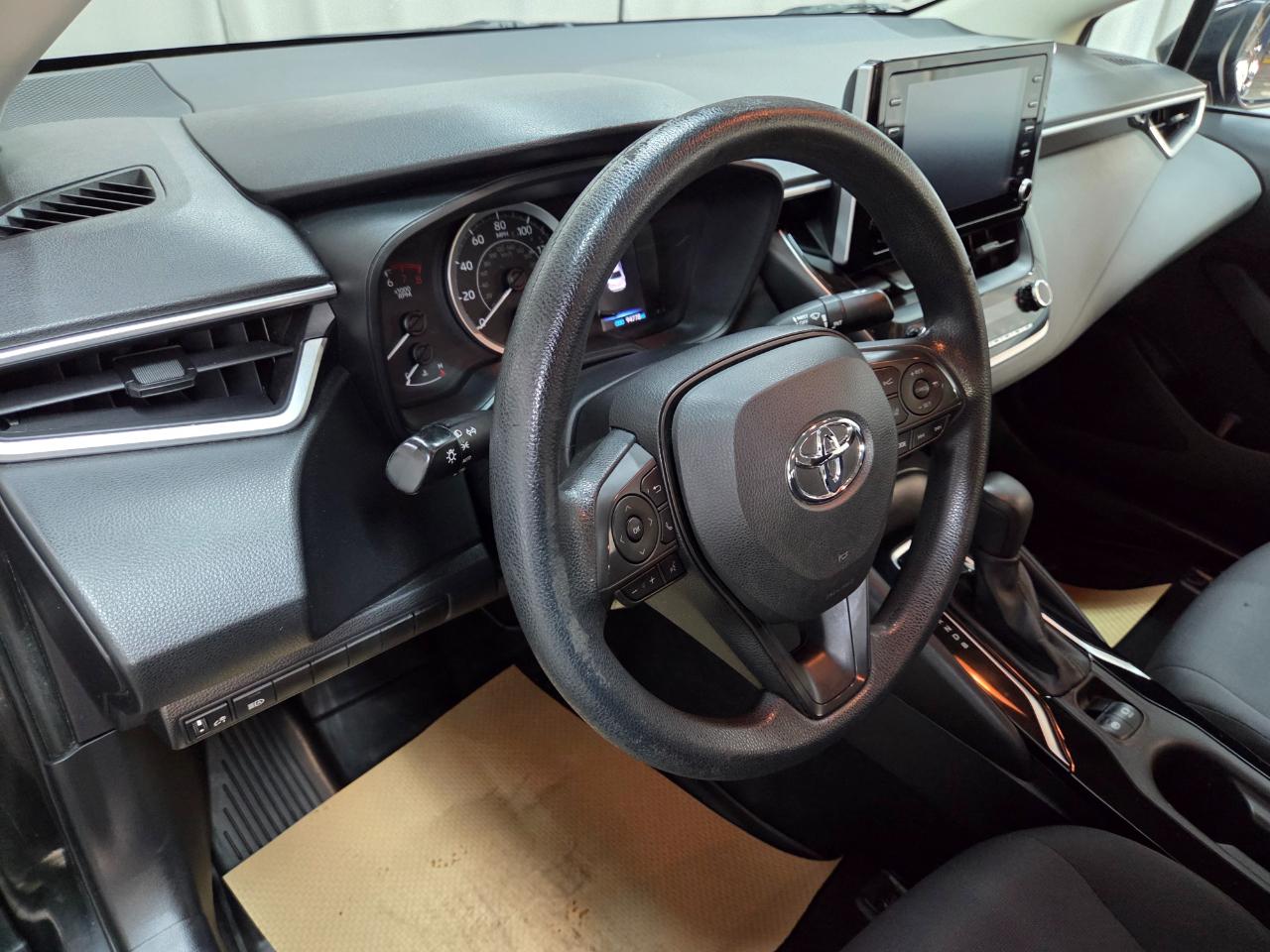 Toyota Corolla LE 2020