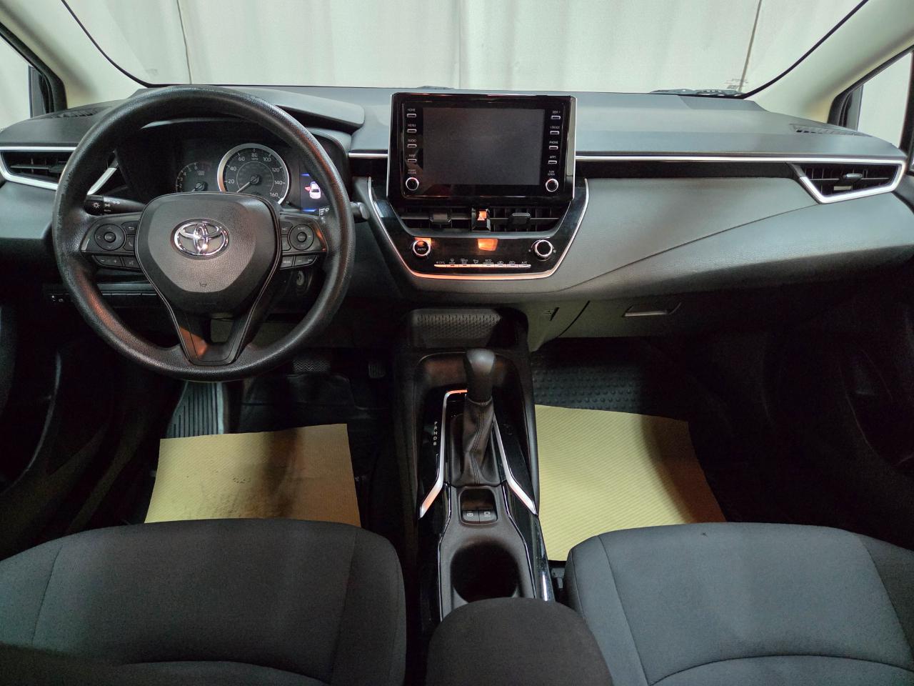 Toyota Corolla LE 2020