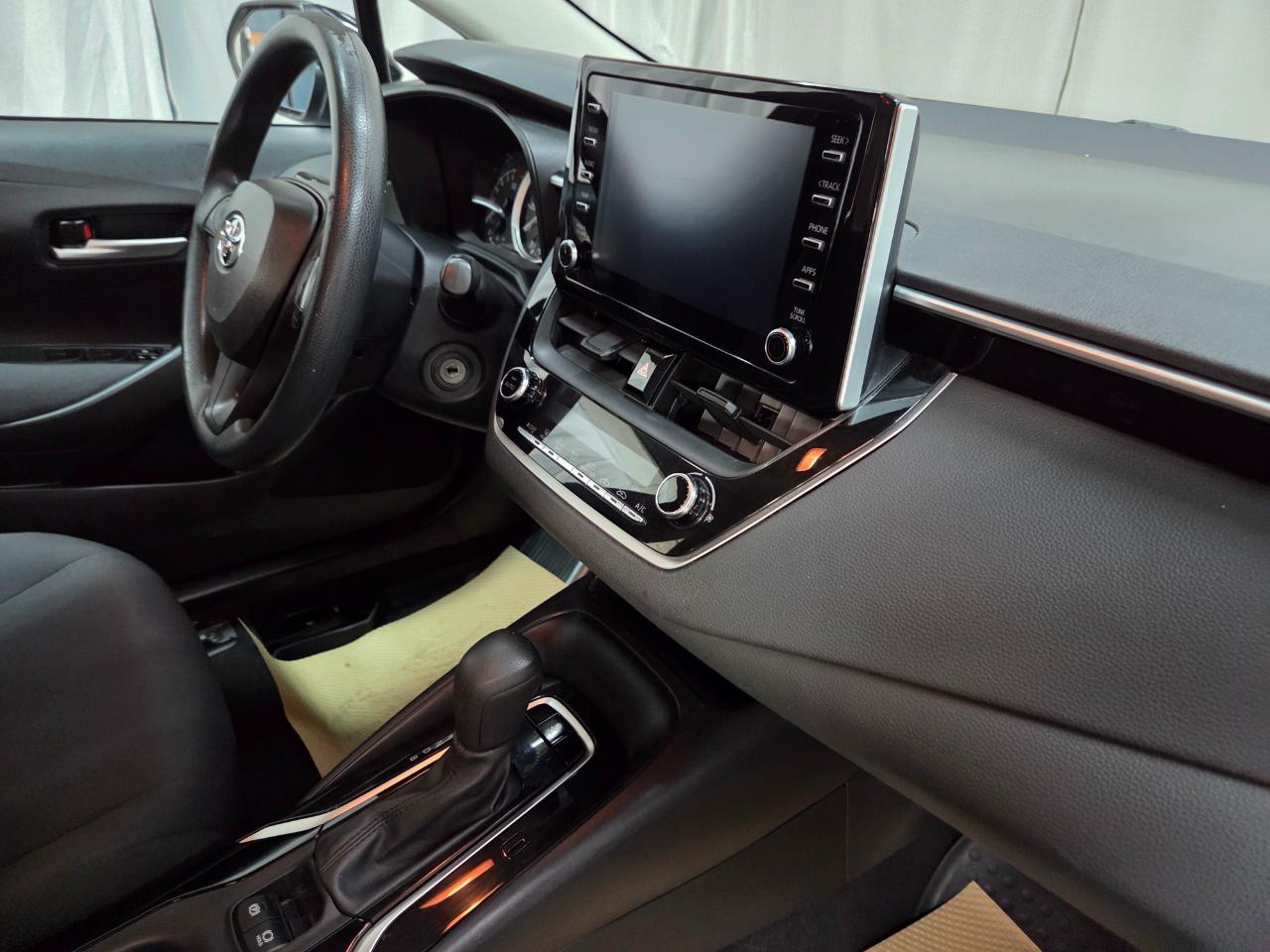 Toyota Corolla LE 2020