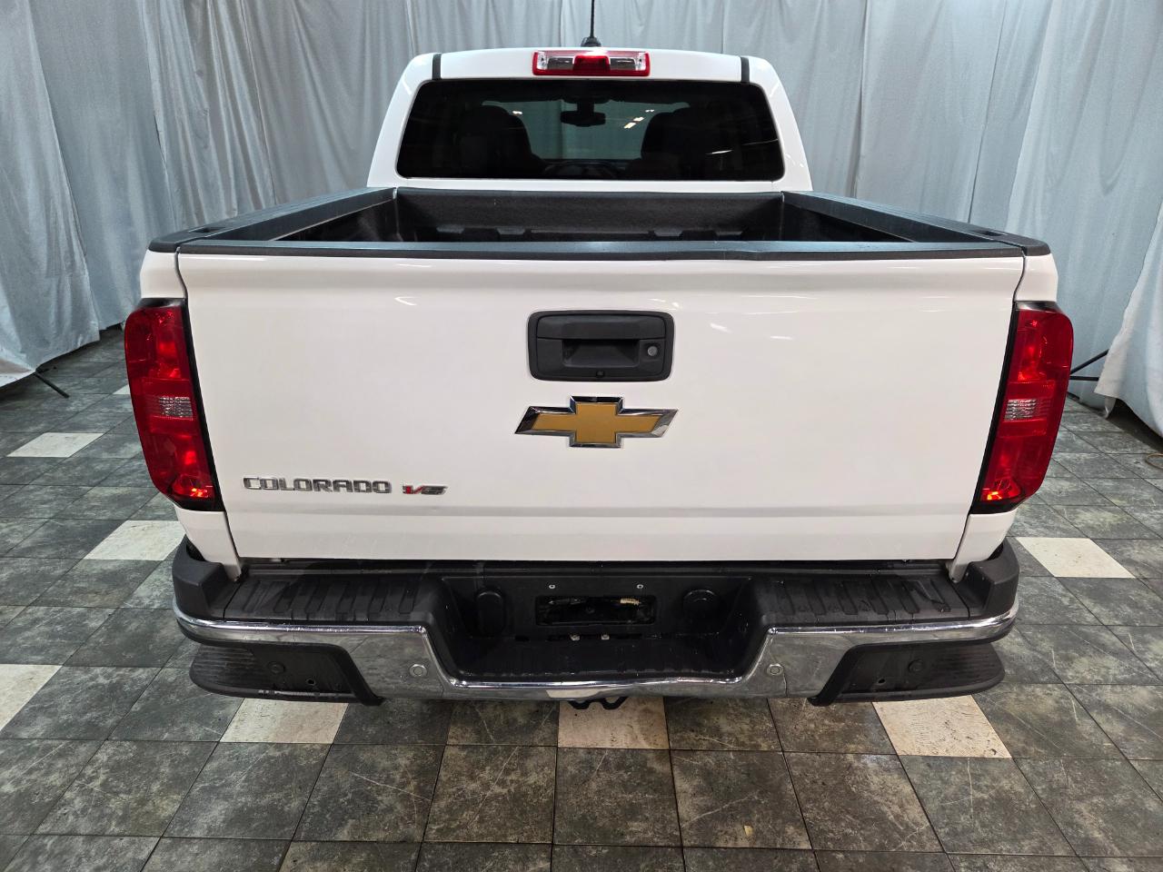 Chevrolet Colorado Work Truck Crew Cab 4WD Short Box 2020