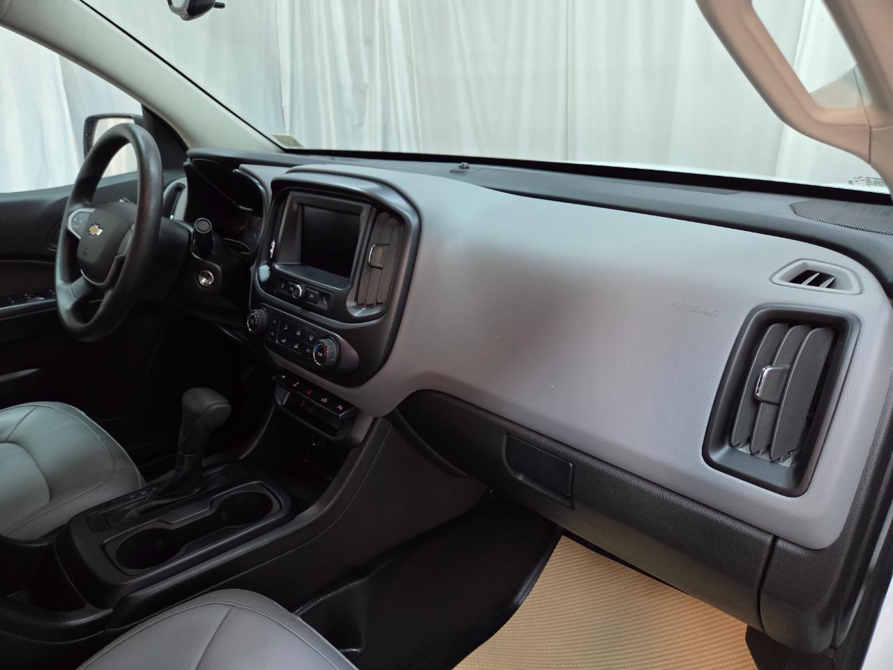 Chevrolet Colorado Work Truck Crew Cab 4WD Short Box 2020