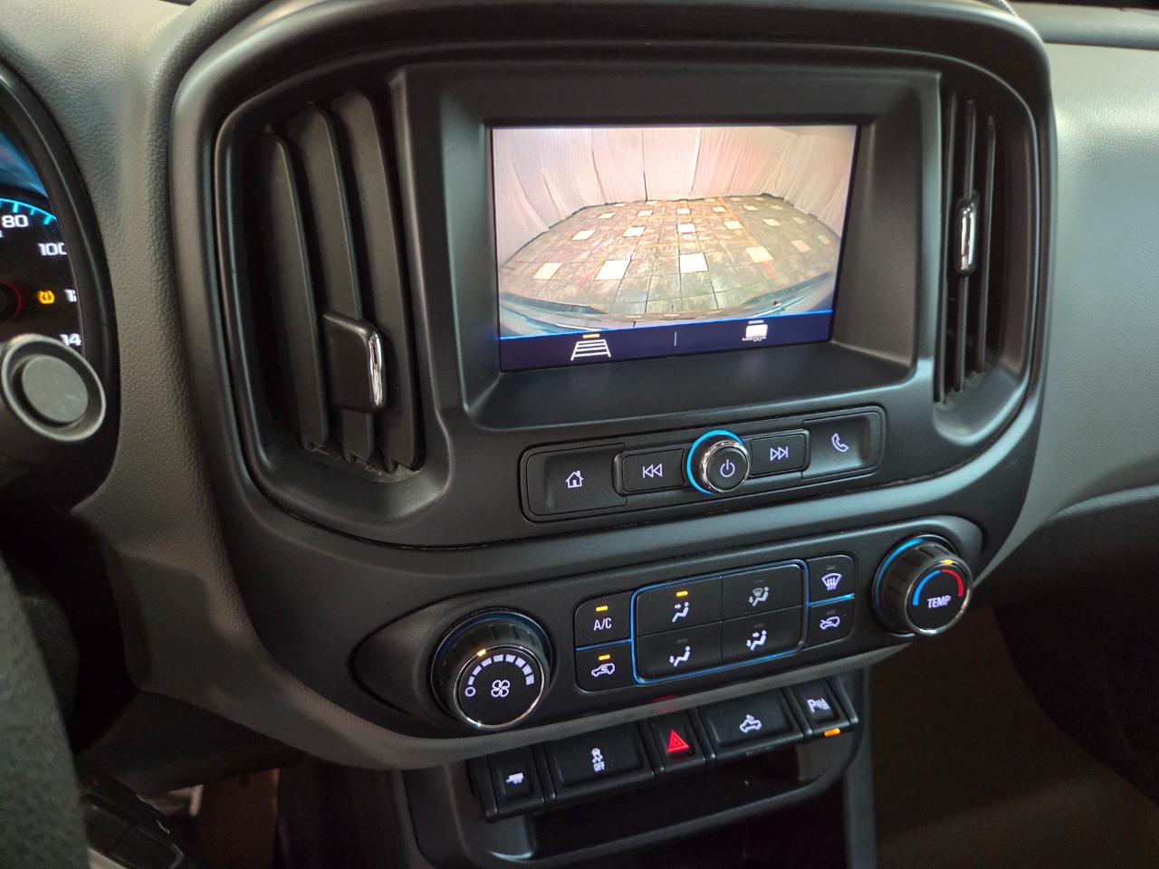 Chevrolet Colorado Work Truck Crew Cab 4WD Short Box 2020