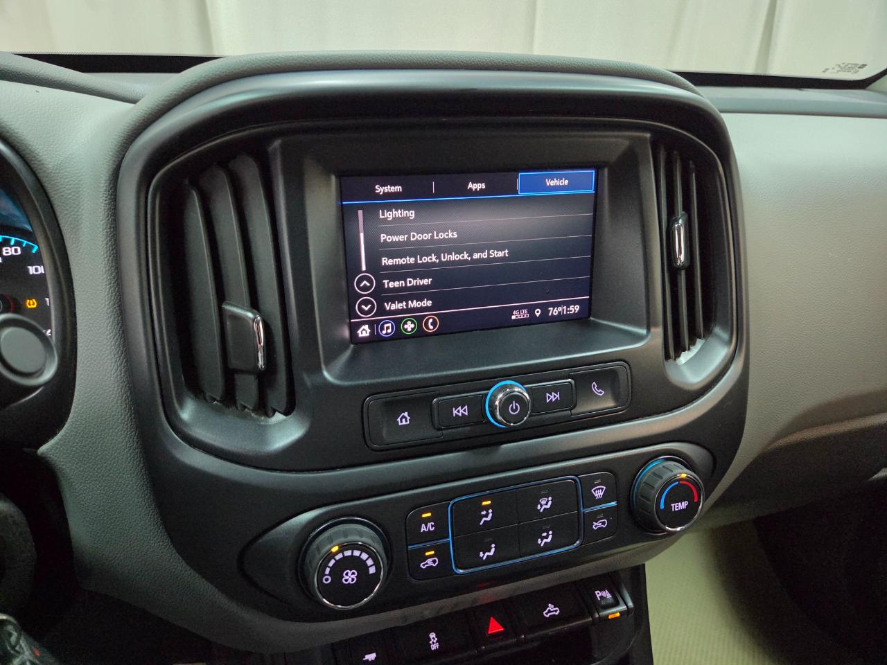 Chevrolet Colorado Work Truck Crew Cab 4WD Short Box 2020