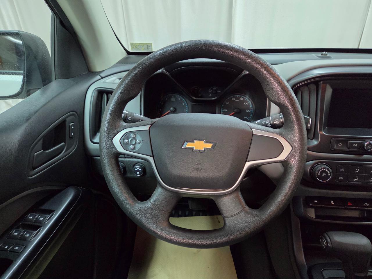 Chevrolet Colorado Work Truck Crew Cab 4WD Short Box 2020