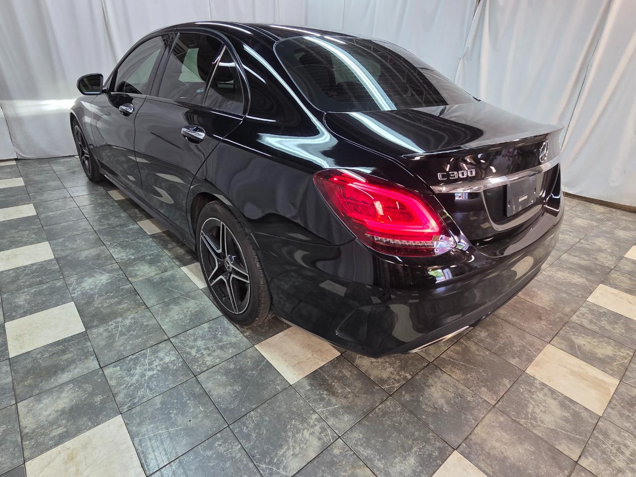 Mercedes-Benz C-Class C300 4MATIC Sedan 2020