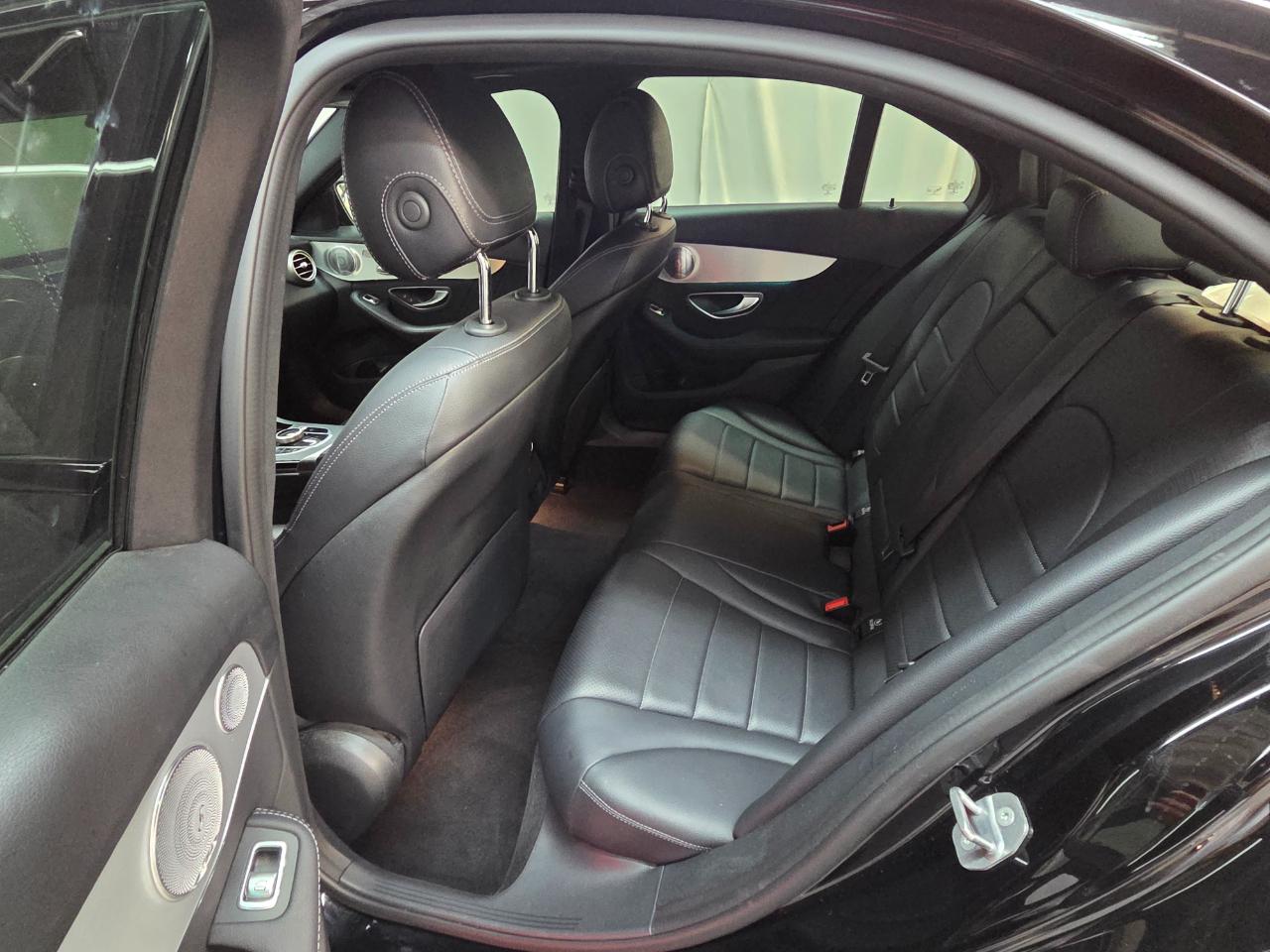 Mercedes-Benz C-Class C300 4MATIC Sedan 2020