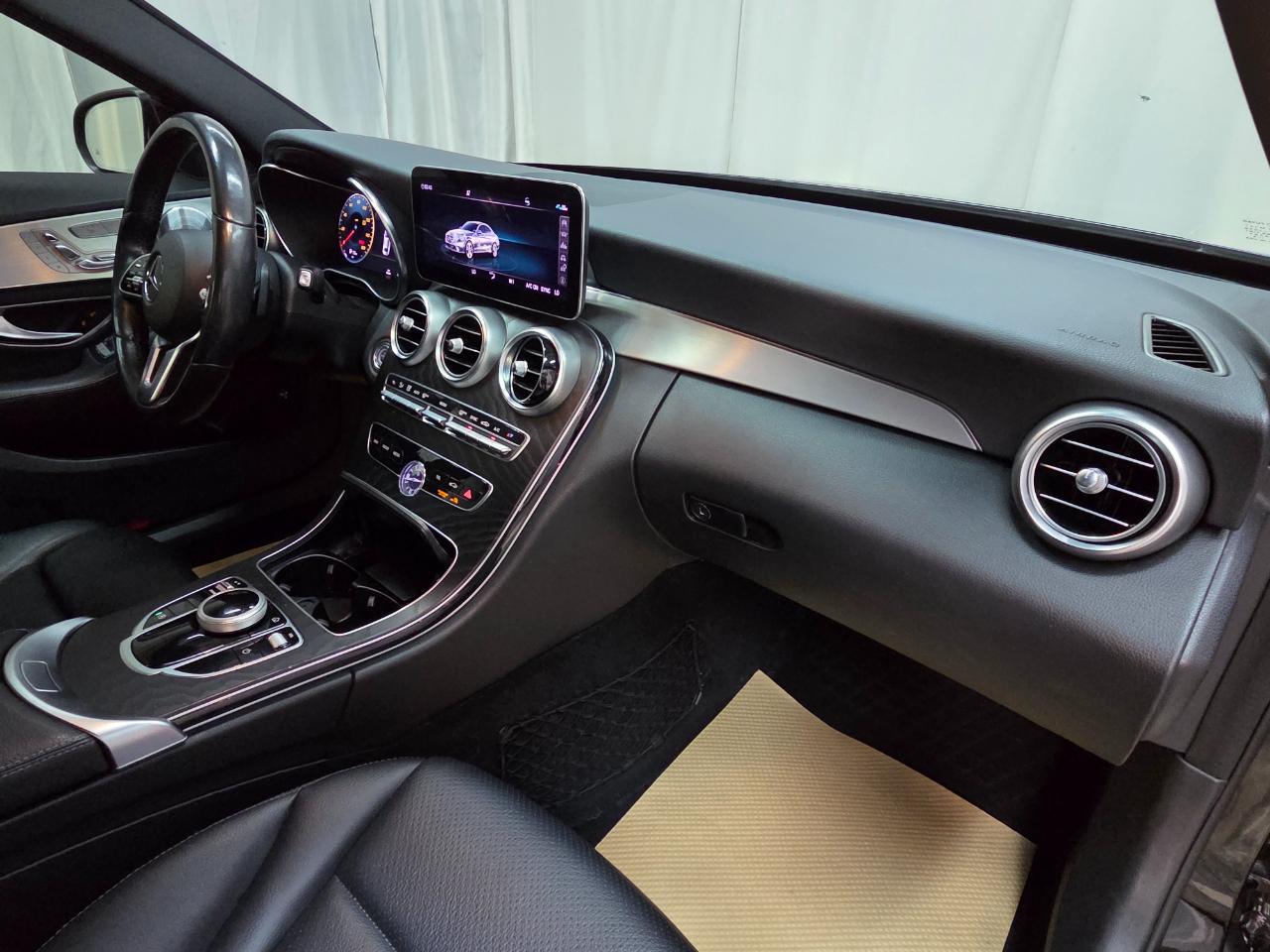 Mercedes-Benz C-Class C300 4MATIC Sedan 2020