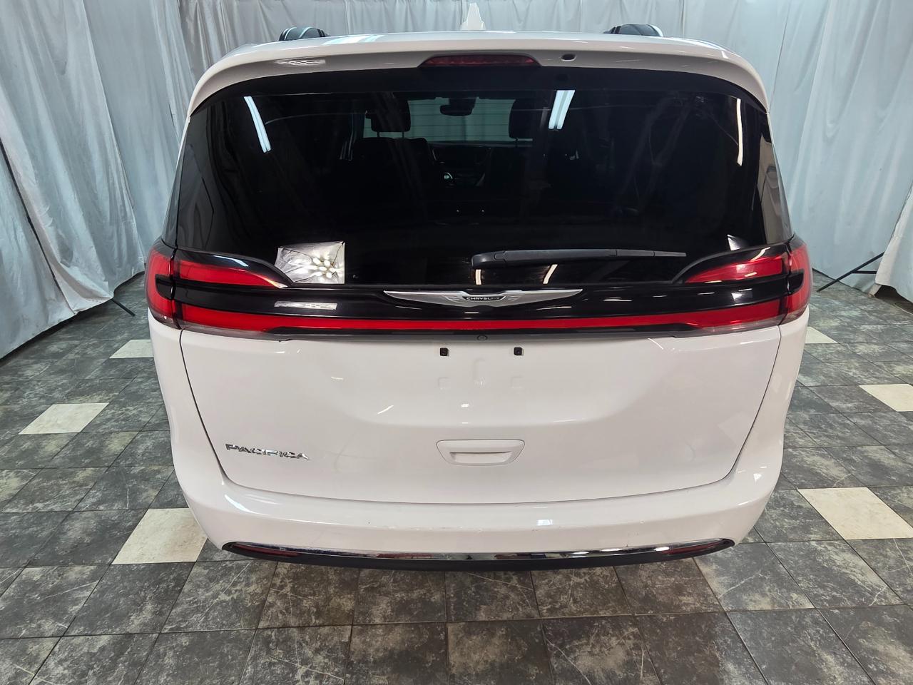 Chrysler Pacifica Touring-L 2022