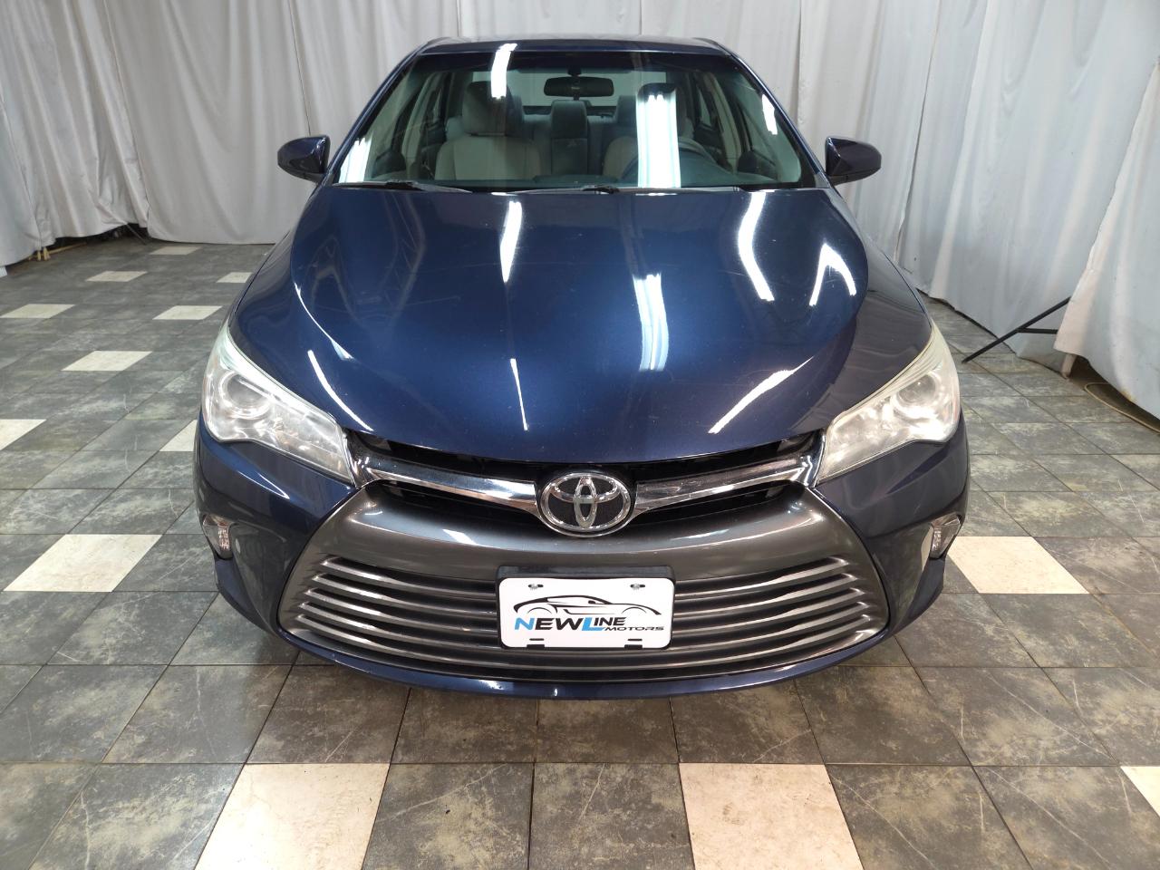Toyota Camry LE Auto (Natl) 2016
