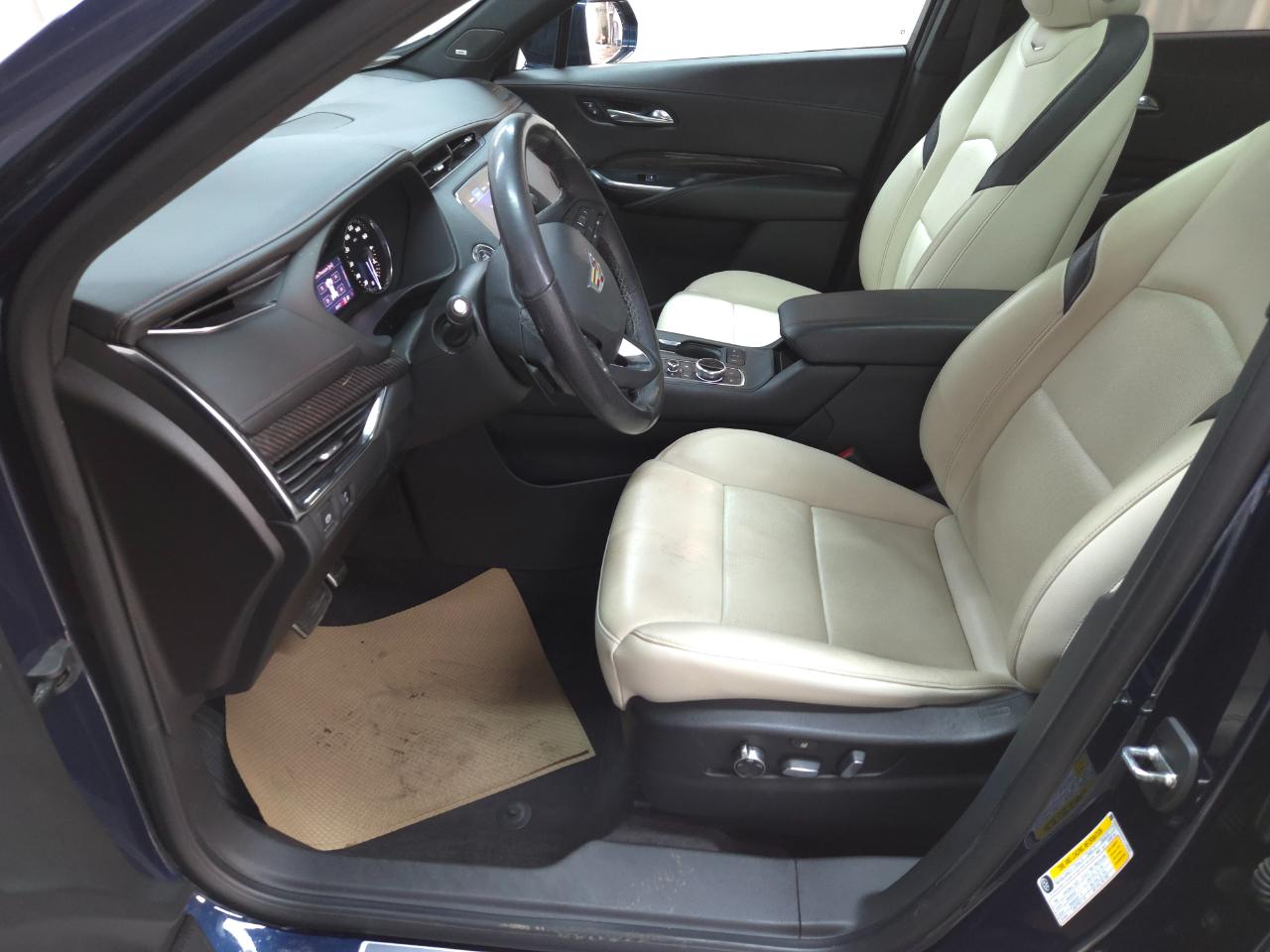 Cadillac XT4 Sport AWD 2019