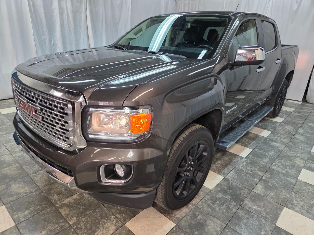 GMC Canyon Denali Crew Cab 4WD Long Box 2020