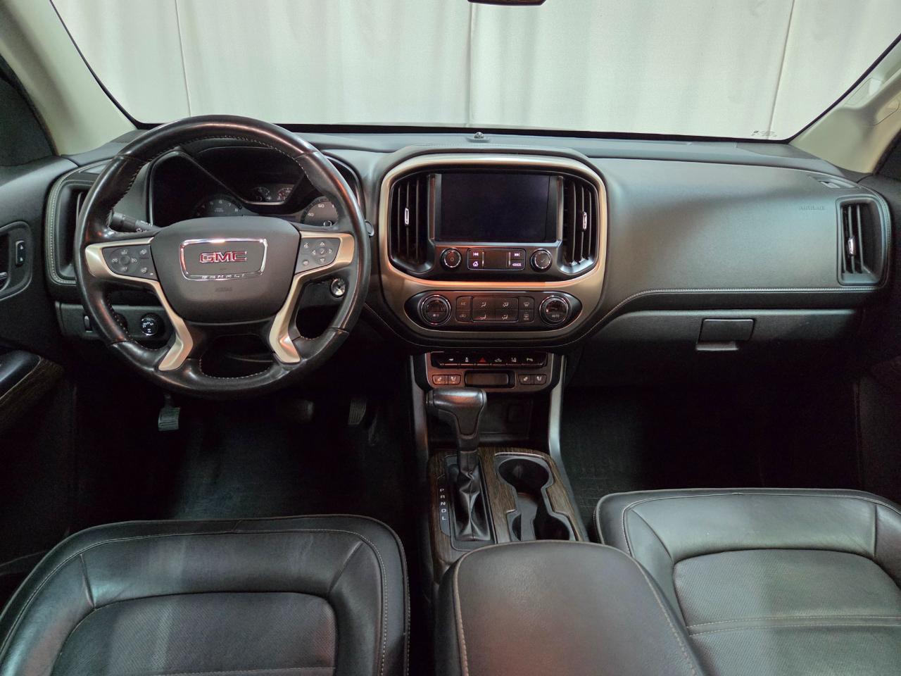 GMC Canyon Denali Crew Cab 4WD Long Box 2020