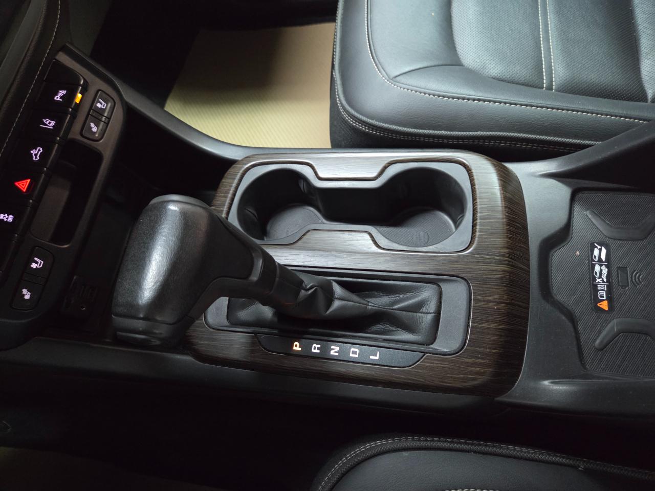 GMC Canyon Denali Crew Cab 4WD Long Box 2020