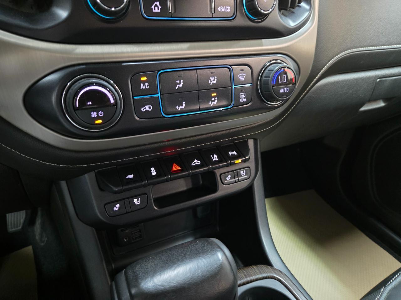 GMC Canyon Denali Crew Cab 4WD Long Box 2020