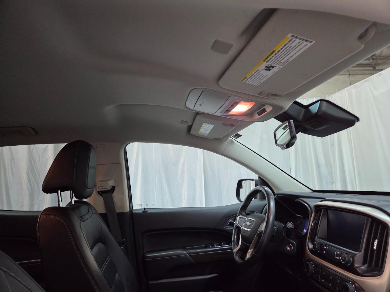 GMC Canyon Denali Crew Cab 4WD Long Box 2020