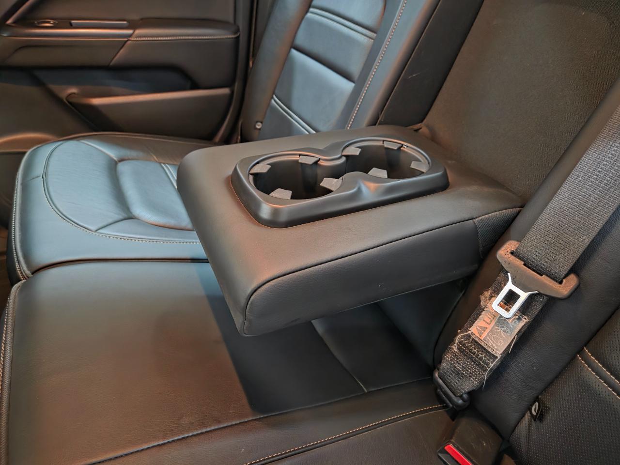GMC Canyon Denali Crew Cab 4WD Long Box 2020