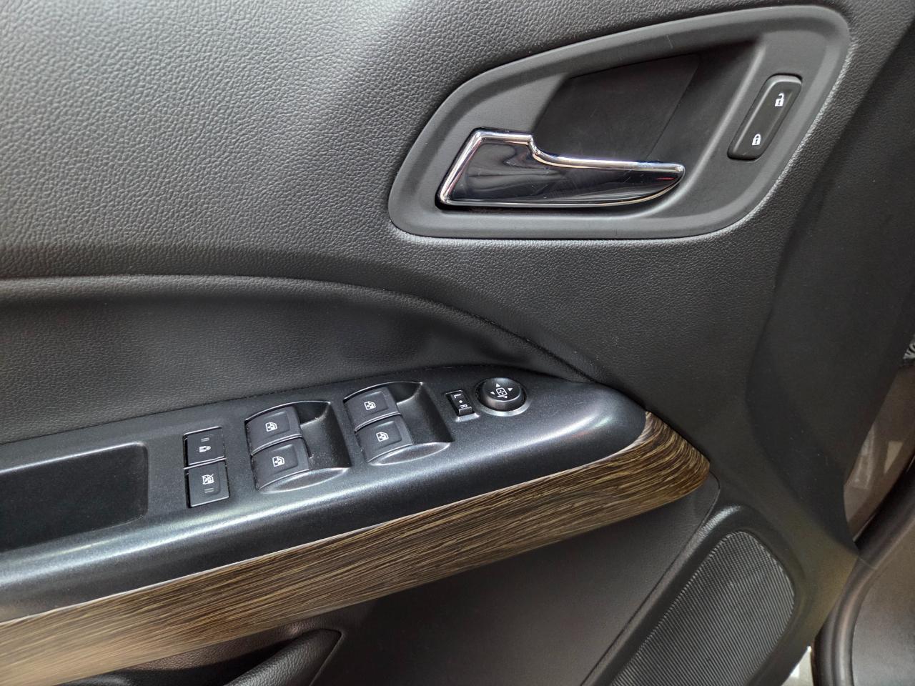 GMC Canyon Denali Crew Cab 4WD Long Box 2020