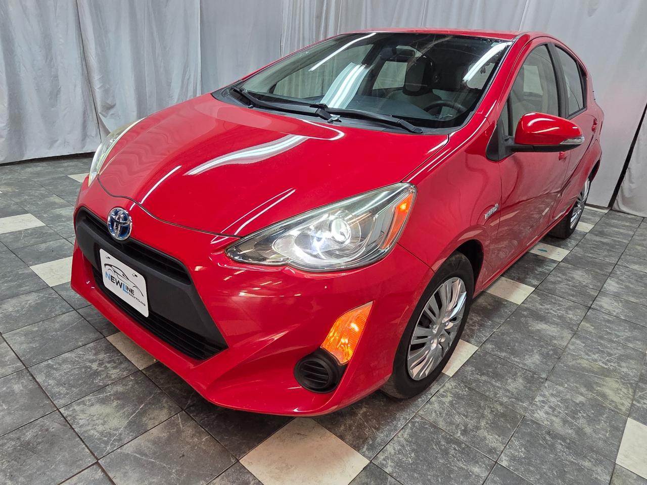 Toyota Prius c Four 2015