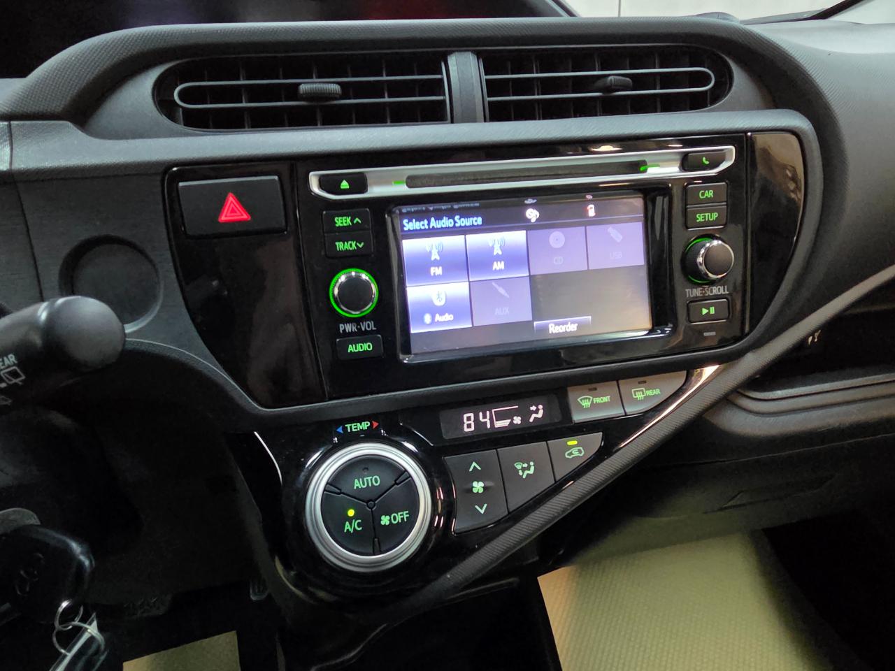 Toyota Prius c Four 2015