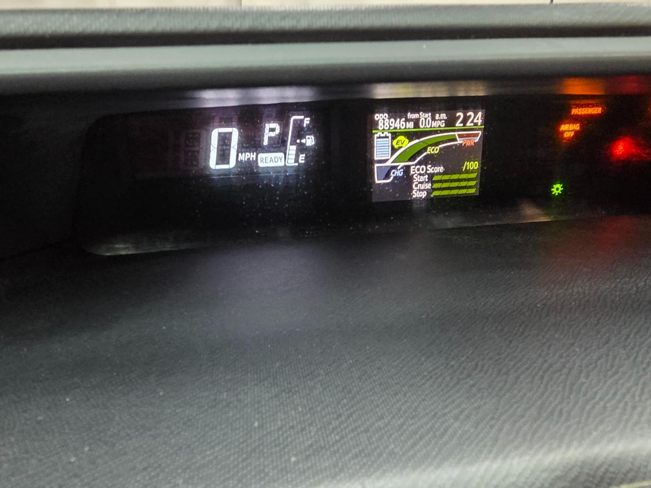 Toyota Prius c Four 2015